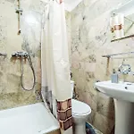 Pensión Everysky - Grota 3*
